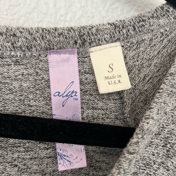 Alya Gray Sweater Dress Size Small - Picture 2 of 4